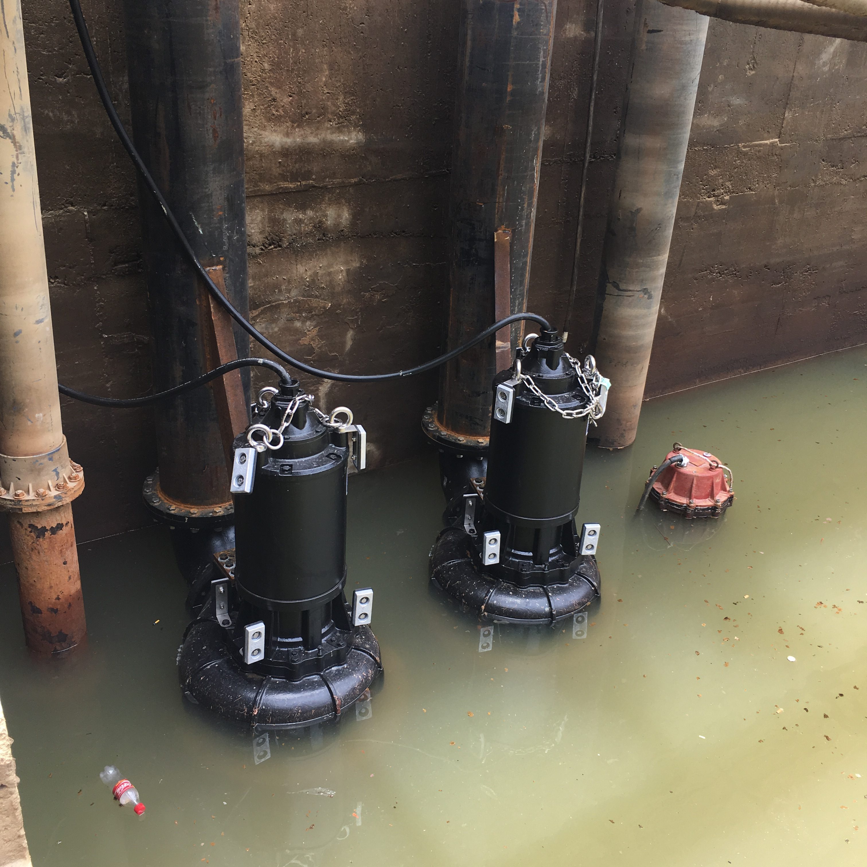 Installation of AF-1660 (45kW) HCP Submersible Pump in shipping yard.